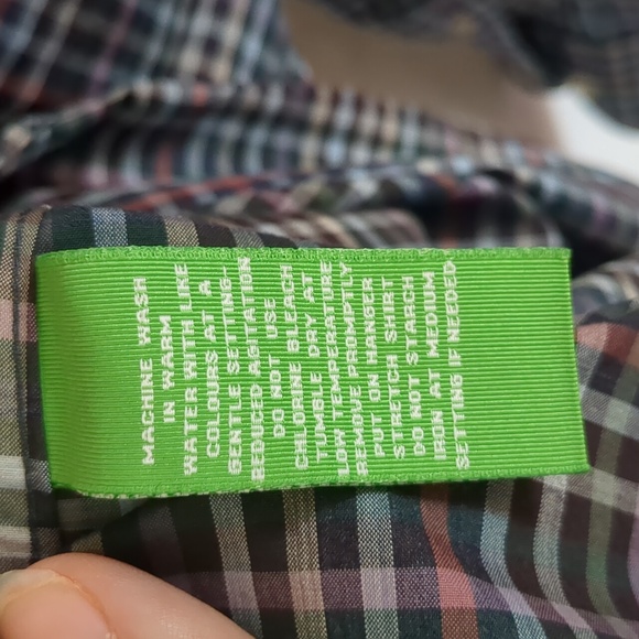 Forsyth of Canada Men's Long sleeve Button Down Non Iron Size Medium Multi plaid - Picture 7 of 11